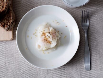 Lightly cured Norwegian Halibut with Lemon, Riesling & Elderflower