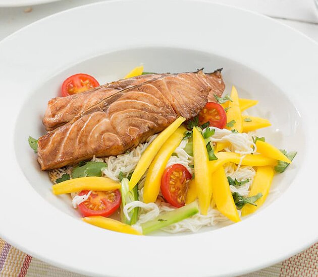 Norwegian salmon salad 
