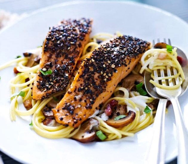Peppered Norwegian Salmon with Pasta and Mushrooms